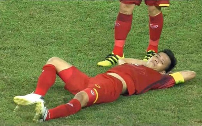 Văn Quyết nói về trận đấu dưới sức của U23 Việt Nam trước Bahrain Ảnh 2