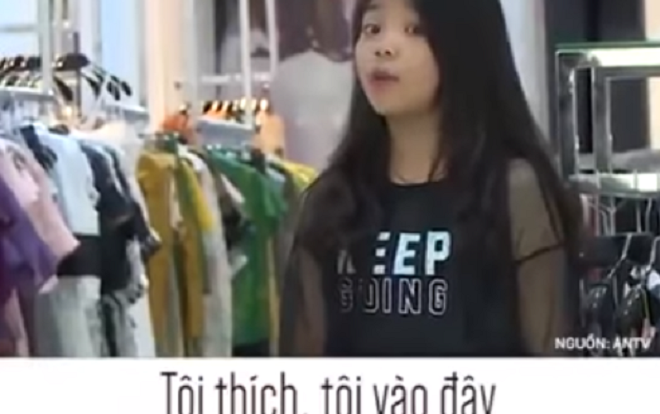 Bé gái 'con nhà giàu' vào cửa hàng quần áo và buông lời miệt thị với nhân viên bán hàng gây bức xúc Ảnh 2