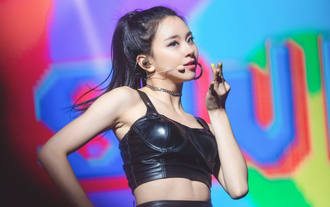 Chaeyoung (Twice) lột xác với phong cách trang điểm như sao Hollywood Ảnh 2