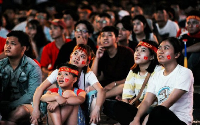 Góc khoe trường tâm lý: Cho sinh viên nghỉ học để cổ vũ U23 Việt Nam trận bán kết Asiad 2018 Ảnh 2