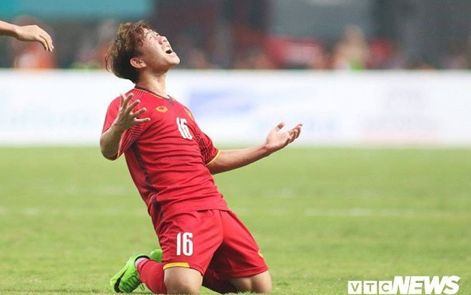 Thủ tướng động viên Đội tuyển Olympic Việt Nam: 'Bại không nản' Ảnh 2