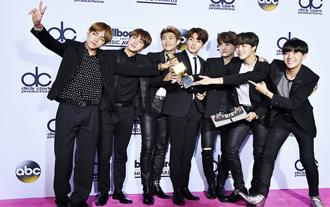 Danh sách những tên tuổi lớn công khai trên Twitter 'đòi' hợp tác với BTS Ảnh 2