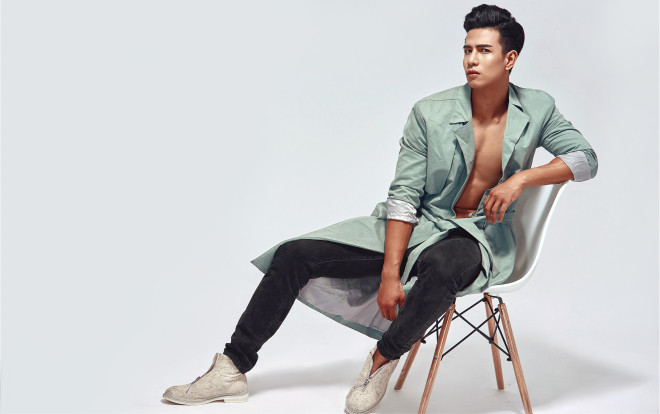 Không thể rời mắt trước body sáu múi đẹp như tạc của nam thần team Hương Giang Ảnh 2