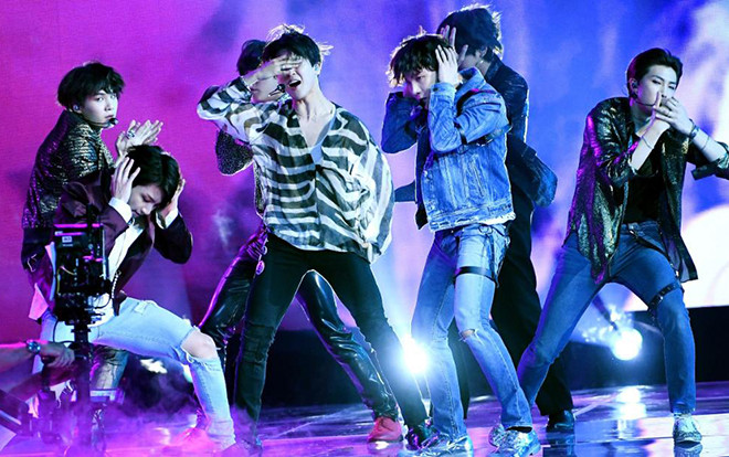 Nhìn 10 MV được xem nhiều nhất YouTube trong 24 giờ đầu tiên mới thấy BTS khủng khiếp tới mức nào Ảnh 2