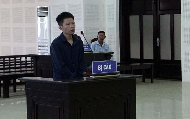 Ấm ức vì bị la mắng, cháu tưới xăng lên người chú rồi châm lửa đốt Ảnh 2