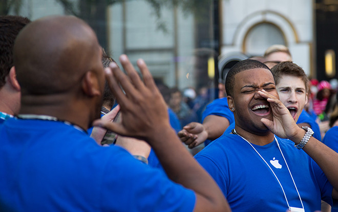 Những chuyện tồi tệ từ bên trong mà nhân viên Apple chẳng bao giờ dám hé răng tiết lộ Ảnh 2