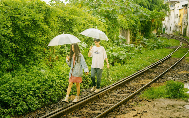 Bộ ảnh tuyệt đẹp của cặp đôi đồng tính nữ: 'Ngày mai ra sao? Kệ đi! Hôm nay mình có nhau' Ảnh 2