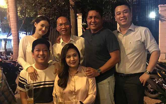 Cuối cùng Nhã Phương - Trường Giang cũng đã chịu tái xuất bên nhau sau lễ đính hôn Ảnh 2