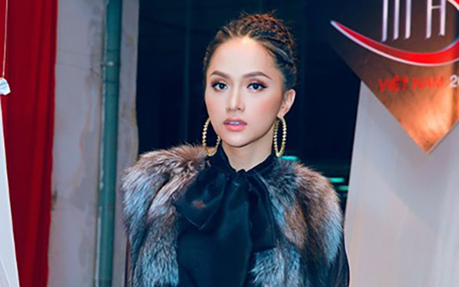 Vậy là đến cả Hương Giang cũng bị 'cơn lốc' tóc bện thừng cuốn phăng đi rồi! Ảnh 2