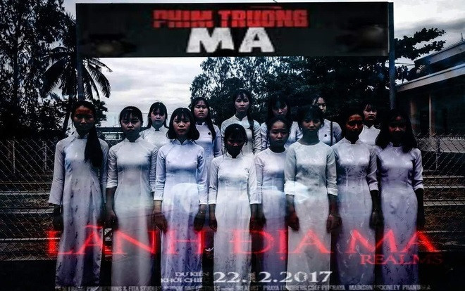 Lên mạng nhờ 'thánh photoshop' chỉnh màu ảnh tốt nghiệp, anh chàng nhận về nguyên album từ poster phim ma 'trăm người một biểu cảm' Ảnh 2