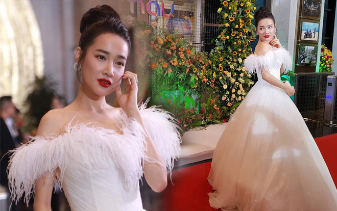 Mặc tin đồn bầu bí Nhã Phương xuất hiện xinh như công chúa với đầm trắng tại sự kiện Ảnh 2