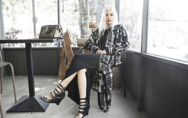 Fung La - người mẫu đang bị CĐM ‘réo tên’ có phong cách thời trang như thế nào? Ảnh 2