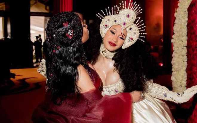 Đây sẽ là những khoảnh khắc 'chị chị em em' cuối cùng của Nicki Minaj và Cardi B? Ảnh 2