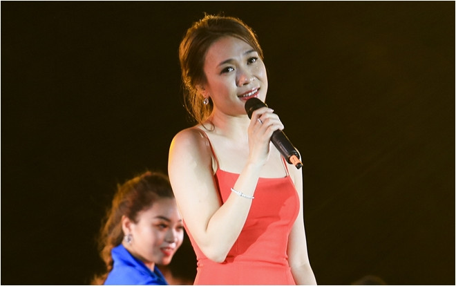 Trân trọng giới thiệu 'Thánh quên lời' Mỹ Tâm: 'Thản nhiên' chế lyrics… khác hoàn toàn nguyên tác Ảnh 2