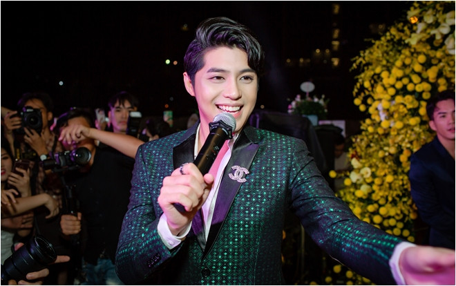 Noo Phước Thịnh 'toát mồ hôi hột' vì sự cuồng nhiệt của fan thủ đô Ảnh 2