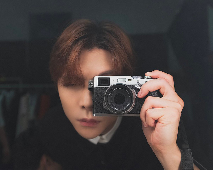 Nếu không là ca sỹ, chắc chắn 8 sao Hàn này sẽ trở thành những nhiếp ảnh gia tài năng Ảnh 21