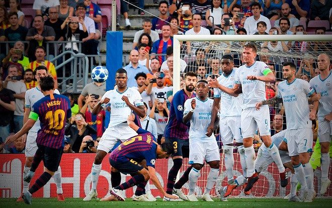 Ghi hattrick vào lưới PSV, Messi lập kỷ lục vô tiền khoáng hậu mới Ảnh 2