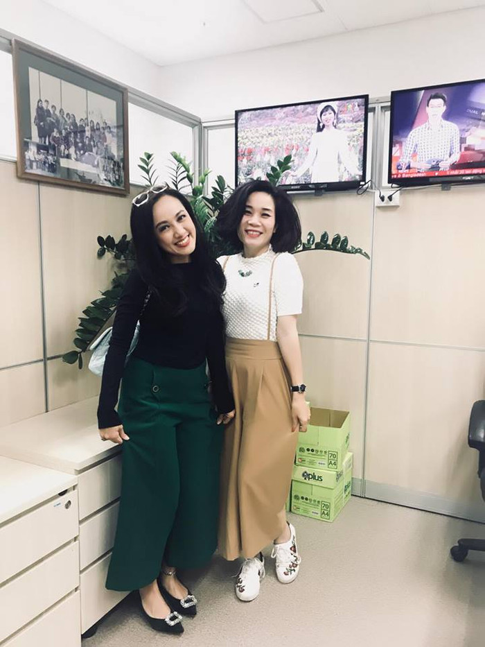 Gu thời trang dịu dàng ai ngắm cũng xiêu lòng của BTV 'quốc dân' Hoài Anh Ảnh 6