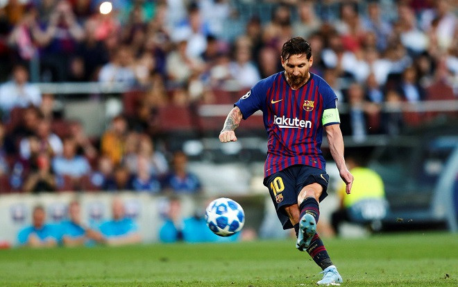 Ronaldo, Salah thi đấu tệ hại, FIFA có hối hận khi gạt Messi Ảnh 2