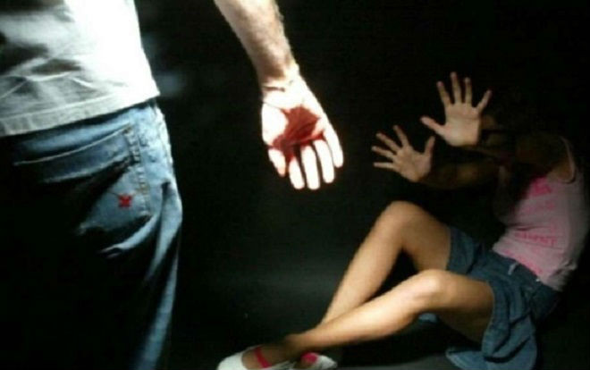 Thấy con gái phổng phao xinh đẹp, gã cha ruột nhẫn tâm giở trò đồi bại nhiều lần Ảnh 2