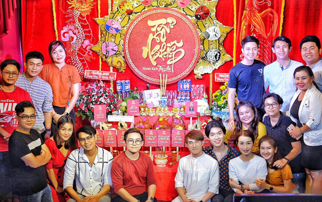 Vì sao hầu hết sao Việt đều để mặt mộc khi cúng Tổ nghề? Ảnh 2