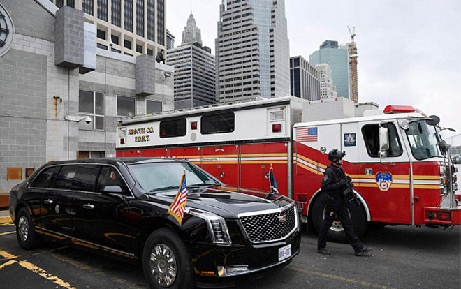 Tổng thống Mỹ Donald Trump lần đầu tiên sử dụng siêu xe The Beast 2.0 Ảnh 2