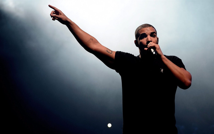 Các nghệ sĩ hàng đầu thế giới cần xem chừng: Sân khấu đỉnh cao, không giới hạn từ Drake! Ảnh 2