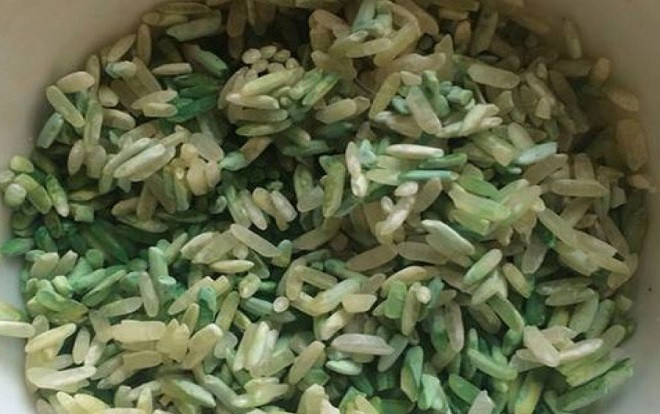 Dùng gạo mốc để nấu ăn cho trẻ, hiệu trưởng trường mẫu giáo bị bắt giam Ảnh 2