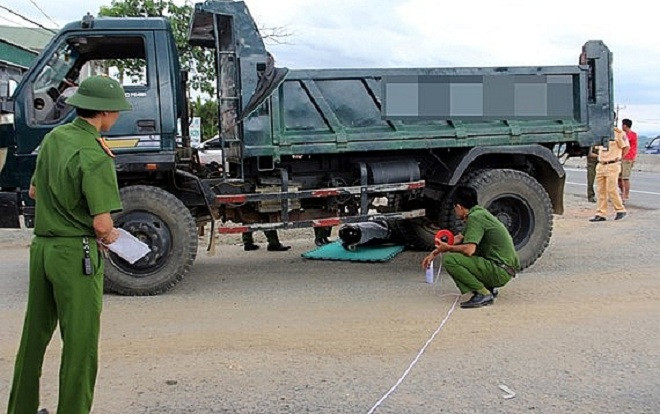 Truy tố tài xế cố tình tiến xe cán chết nam sinh 20 tuổi Ảnh 2