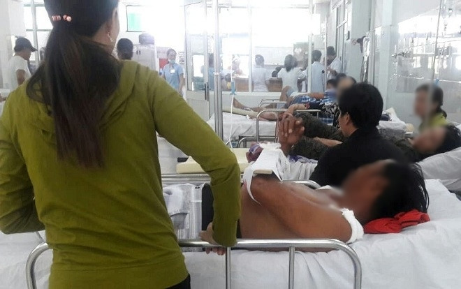 Tranh chấp đất xây mộ, 2 gia đình hàng xóm hỗn chiến khiến 3 người trọng thương Ảnh 2