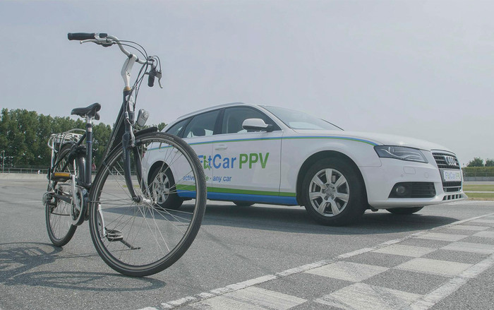 Xe ô tô lai xe đạp có thể giúp người lái đốt calo và giảm béo Ảnh 2