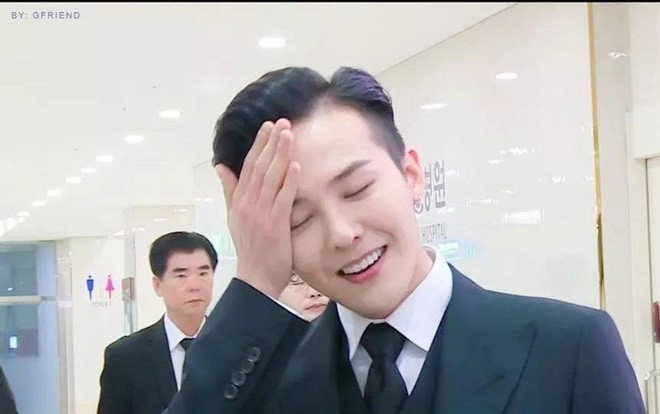 Khoảnh khắc G-Dragon đẹp không góc chết với vest lịch lãm khiến fan đổ đứ-đừ-đừ Ảnh 2