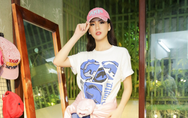 Mix đồ hàng thùng cực khéo, Siêu mẫu Vàng Quỳnh Hoa nhận cơn mưa lời khen Ảnh 2