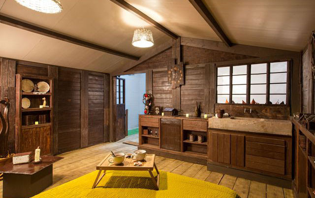 Ngôi nhà làm bằng 1,5 tấn socola, nhìn đâu cũng muốn được ăn Ảnh 2