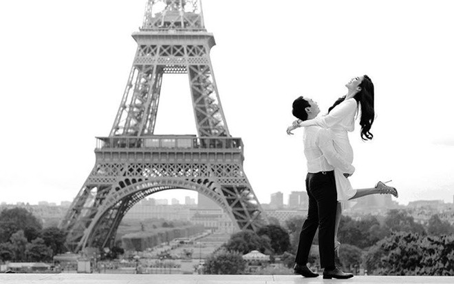 Ảnh cưới của Lan Khuê và Tuấn John: Hành trình yêu ngọt ngào được tái hiện lại Ảnh 2