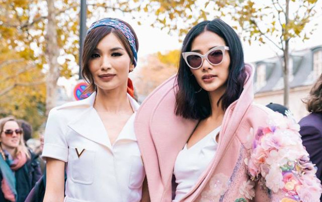 Hoàng Thùy lấn át cô nàng Astrid 'Crazy Rich Asians' tại Paris Fashion Week Ảnh 2