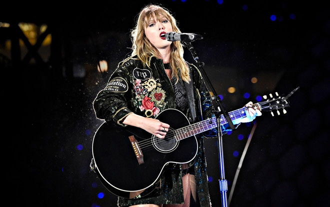 'Rắn chúa' Taylor Swift trở lại, quyết tâm 'chiếm spotlight' lễ trao giải American Music Awards 2018 Ảnh 2