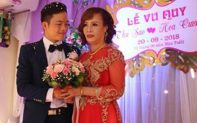 Chú rể 26 lấy vợ 61 tuổi: 'Bố mẹ tôi cũng hỏi sao lấy người già thế này nhưng tôi sẽ dắt tay vợ đi hết con đường đã chọn' Ảnh 2