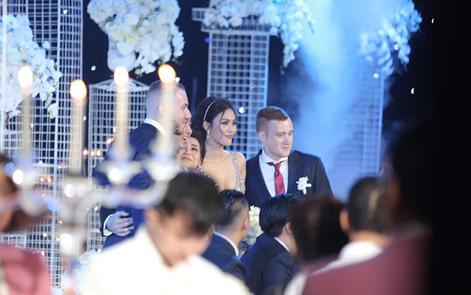 Hôn lễ Lan Khuê: Choáng ngợp không gian cưới trong mộng với bất kì cô gái nào Ảnh 2