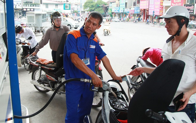 Xăng dầu đồng loạt tăng giá mạnh từ chiều nay 6/10, cao nhất gần 700 đồng/lít Ảnh 2