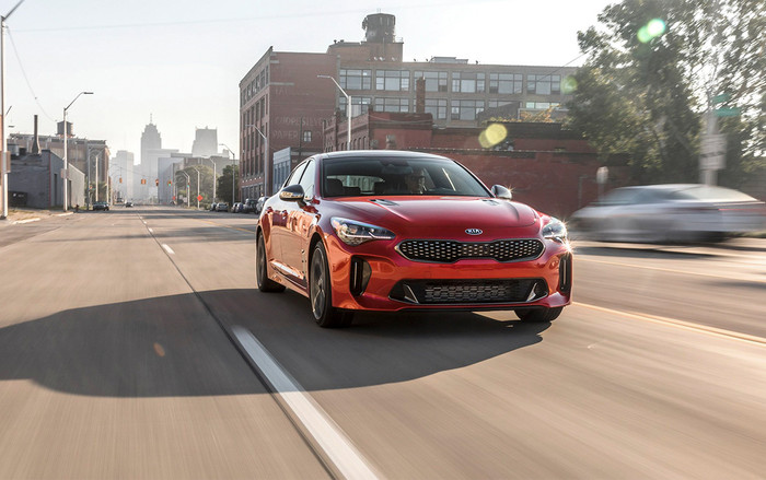 Đây là 10 mẫu sedan đáng mua nhất hiện nay do tạp chí uy tín Mỹ bình chọn Ảnh 2