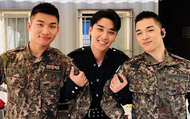 Tất cả V.I.P đều đang share clip này: Seungri tái hợp Daesung - Taeyang, 'quẩy' 'Bang Bang Bang' trên sân khấu Ảnh 2