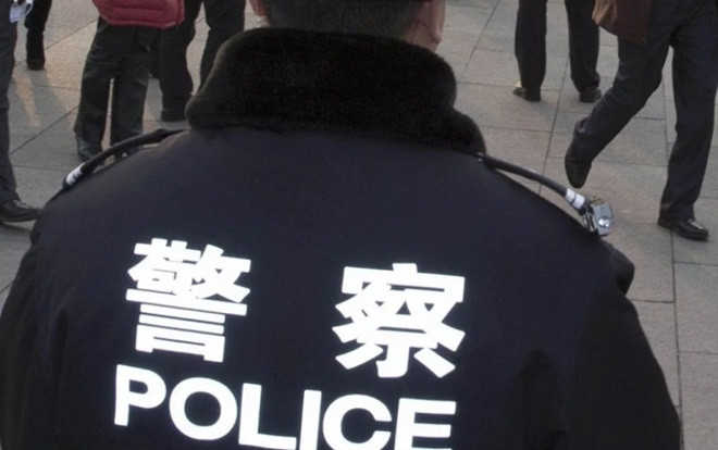 Đâm dao, lao xe vào đám đông ở Trung Quốc khiến 3 người chết Ảnh 2