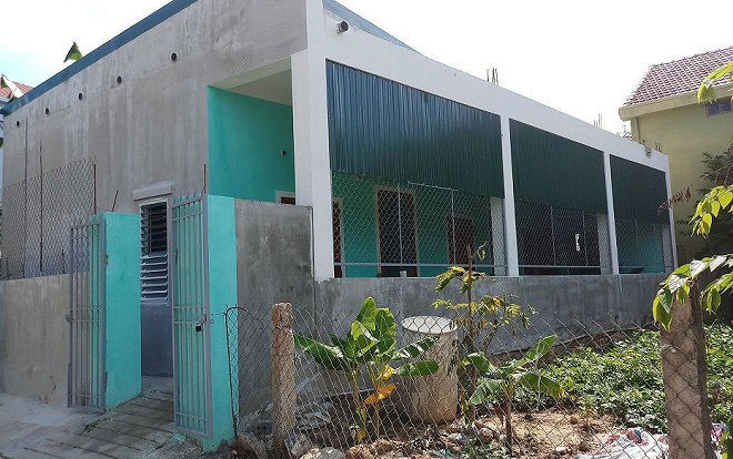 Tá hỏa phát hiện thi thể trẻ sơ sinh đang phân hủy trong nhà vệ sinh phòng trọ Ảnh 2