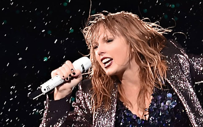 Taylor Swift - công chúa nhạc đồng quê luôn lên tiếng mạnh mẽ ủng hộ cộng đồng LGBT Ảnh 2