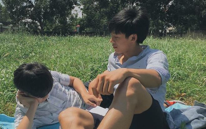 Tâm sự đằng sau bộ ảnh đam mỹ ‘Đưa em về thanh xuân’ đang gây bão cộng đồng mạng Ảnh 2