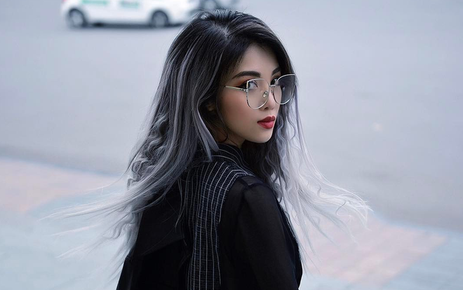 Gia thế 'khủng' và vẻ sành điệu của tiểu thư mới nổi trong hội Rich Kids Việt Ảnh 2