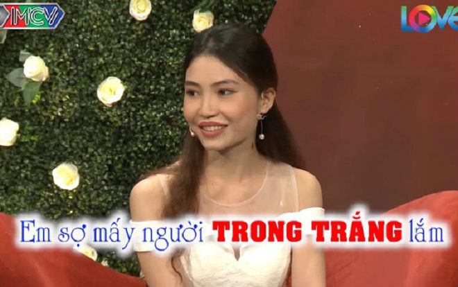 Cô gái xinh đẹp khiến khán giả cười nghiêng ngả với tiêu chuẩn 'không thích bạn trai trong trắng' Ảnh 2