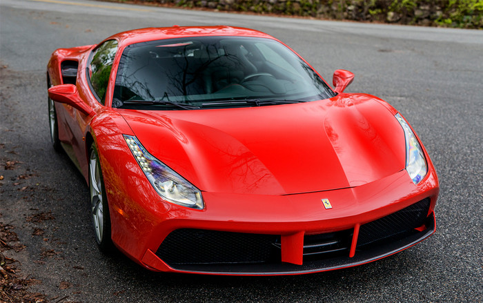 Siêu xe Ferrari 488 GTB của Tuấn Hưng có gì mà lại đắt đến vậy? Ảnh 2