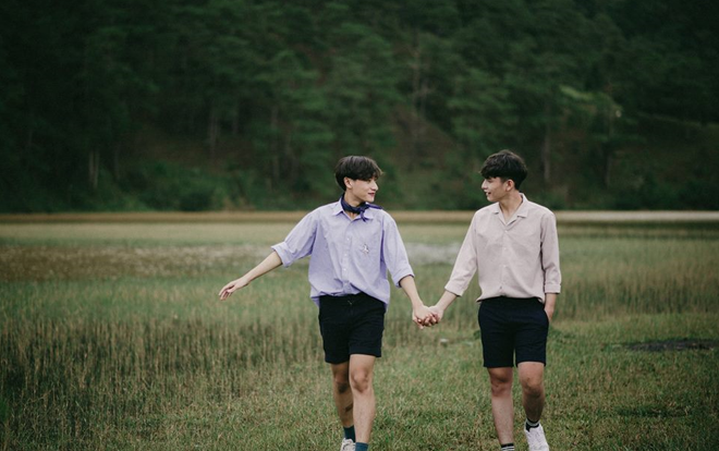 Chuyện tình lãng mạn của cặp đôi 'gà bông': tuổi trẻ trở thành những tháng ngày đẹp nhất khi có thể can đảm nắm tay nhau bình yên bước qua những bộn bề của cuộc sống Ảnh 2